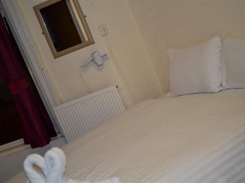 The Chimes On The Sea Bed & Breakfast Blackpool